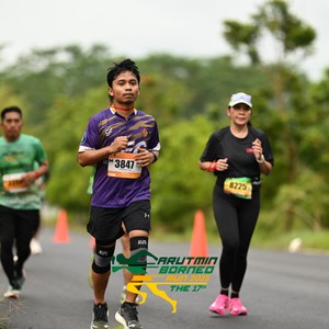 Race photo from ARUTMIN BORNEO RUN 2025