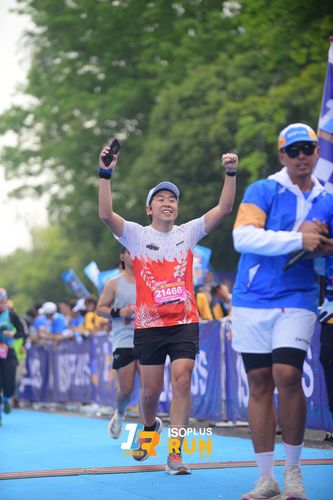 Race photo from Isoplus Run 2024 Surabaya