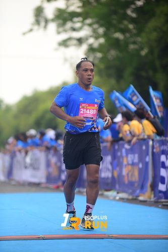 Race photo from Isoplus Run 2024 Surabaya