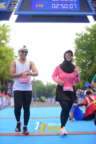 Race photo from Isoplus Run 2024 Surabaya
