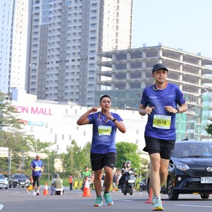 Race photo from BOGORUN 2026