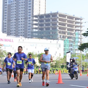 Race photo from BOGORUN 2026