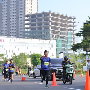 Race photo from BOGORUN 2026