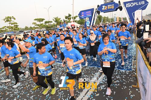 Race photo from ISOPLUS RUN 2025 - JAKARTA
