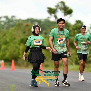 Race photo from ARUTMIN BORNEO RUN 2025