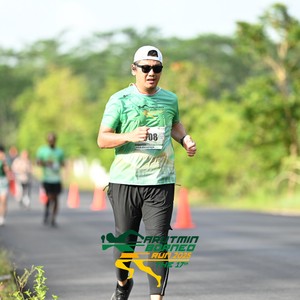 Race photo from ARUTMIN BORNEO RUN 2025