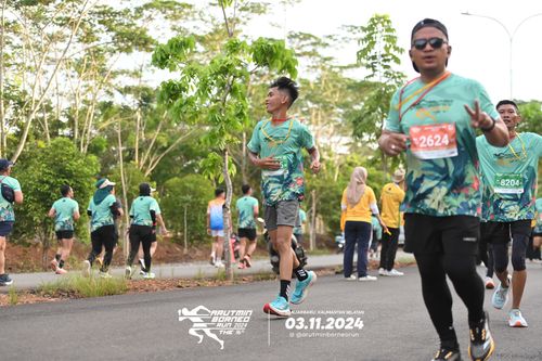Race photo from Arutmin Borneo Run 2024
