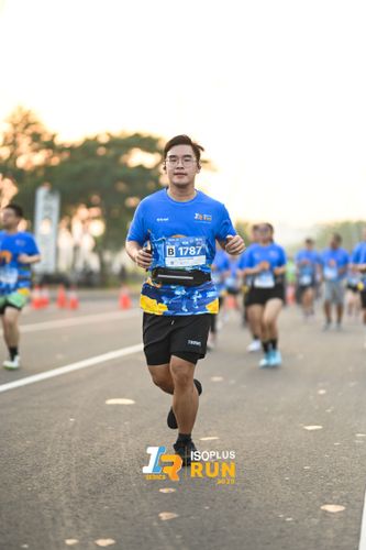 Race photo from ISOPLUS RUN 2025 - JAKARTA