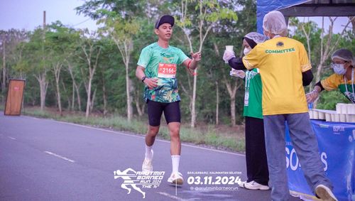 Race photo from Arutmin Borneo Run 2024