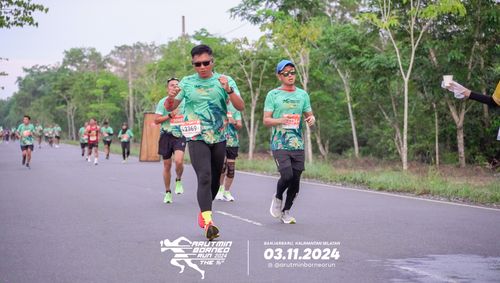 Race photo from Arutmin Borneo Run 2024