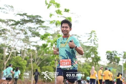 Race photo from Arutmin Borneo Run 2024