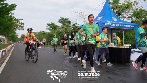 Race photo from Arutmin Borneo Run 2024
