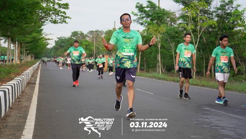 Race photo from Arutmin Borneo Run 2024