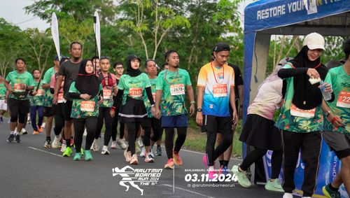 Race photo from Arutmin Borneo Run 2024