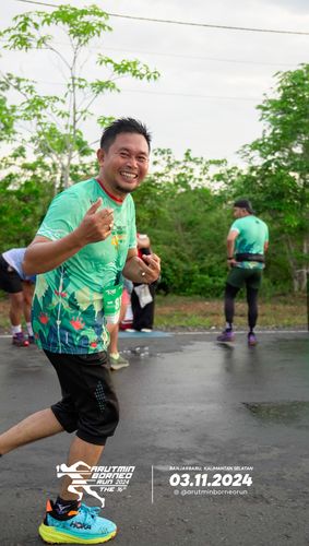 Race photo from Arutmin Borneo Run 2024