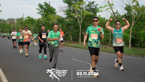 Race photo from Arutmin Borneo Run 2024
