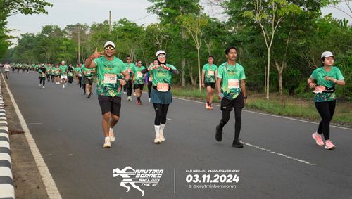 Race photo from Arutmin Borneo Run 2024