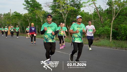 Race photo from Arutmin Borneo Run 2024