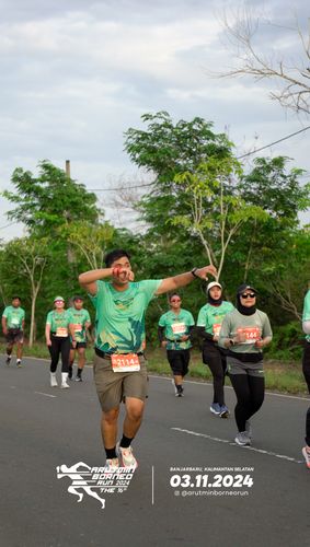 Race photo from Arutmin Borneo Run 2024