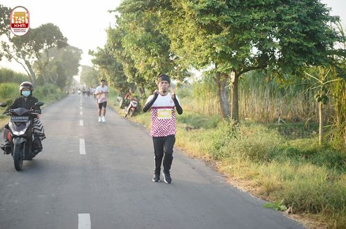 Race photo from Kediri Half Marathon 2024
