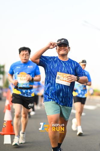 Race photo from ISOPLUS RUN 2025 - JAKARTA