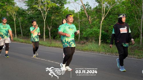 Race photo from Arutmin Borneo Run 2024