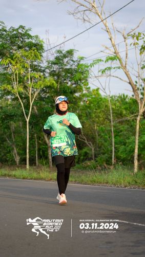 Race photo from Arutmin Borneo Run 2024