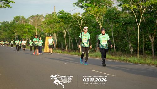 Race photo from Arutmin Borneo Run 2024