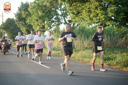 Race photo from Kediri Half Marathon 2024