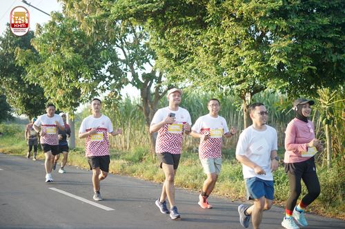 Race photo from Kediri Half Marathon 2024