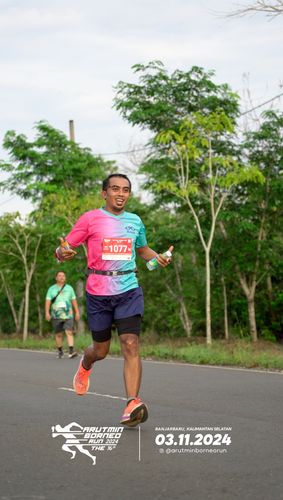 Race photo from Arutmin Borneo Run 2024