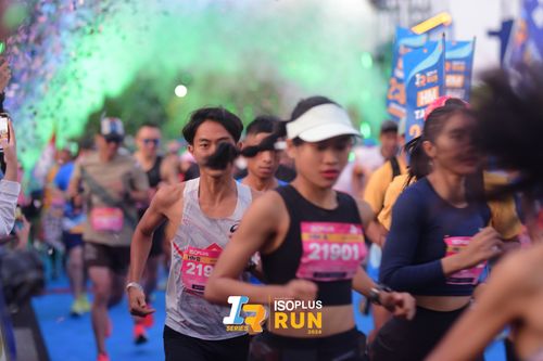 Race photo from Isoplus Run 2024 Surabaya