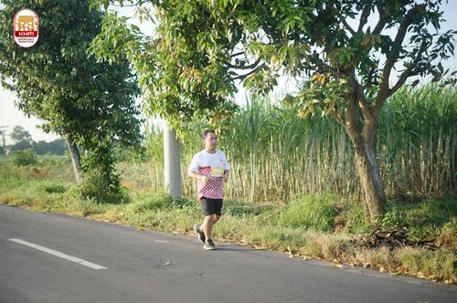 Race photo from Kediri Half Marathon 2024