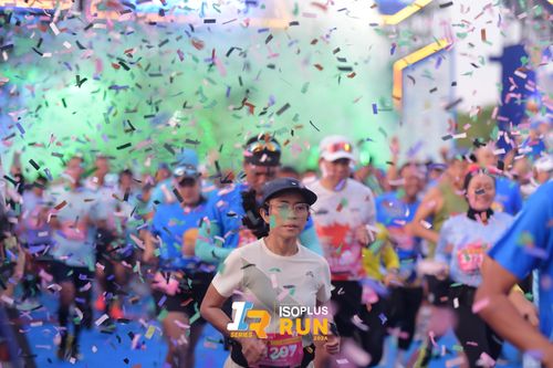 Race photo from Isoplus Run 2024 Surabaya