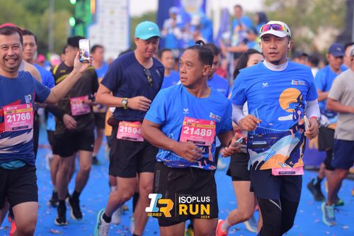 Race photo from Isoplus Run 2024 Surabaya