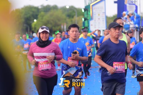 Race photo from Isoplus Run 2024 Surabaya