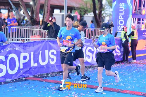 Race photo from Isoplus Run 2024 Surabaya