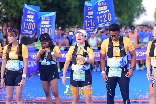 Race photo from Isoplus Run 2024 Surabaya
