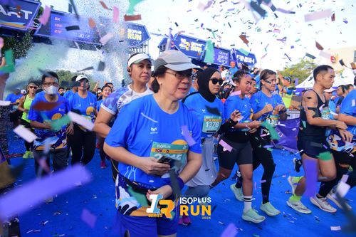 Race photo from Isoplus Run 2024 Surabaya