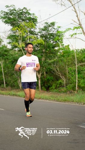 Race photo from Arutmin Borneo Run 2024