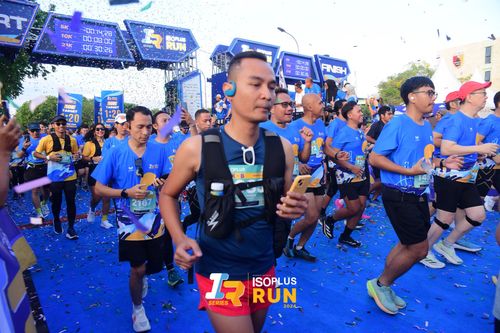 Race photo from Isoplus Run 2024 Surabaya