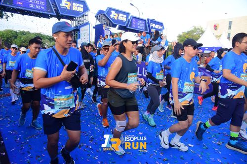 Race photo from Isoplus Run 2024 Surabaya