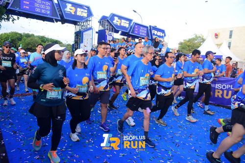 Race photo from Isoplus Run 2024 Surabaya