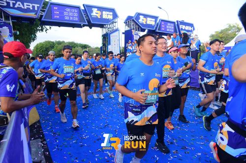 Race photo from Isoplus Run 2024 Surabaya