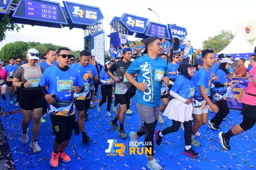 Race photo from Isoplus Run 2024 Surabaya