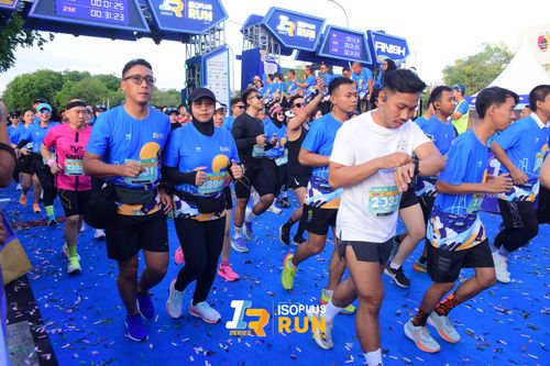Race photo from Isoplus Run 2024 Surabaya