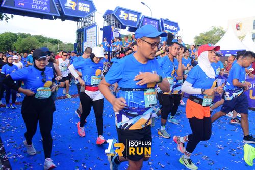 Race photo from Isoplus Run 2024 Surabaya