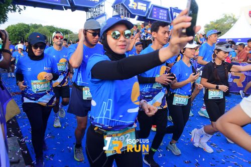 Race photo from Isoplus Run 2024 Surabaya