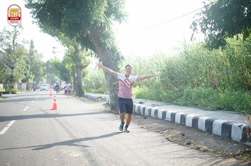 Race photo from Kediri Half Marathon 2024
