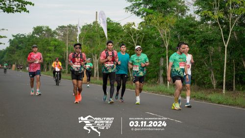 Race photo from Arutmin Borneo Run 2024